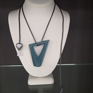 Zsiska Blue Geometric Pendant Necklace